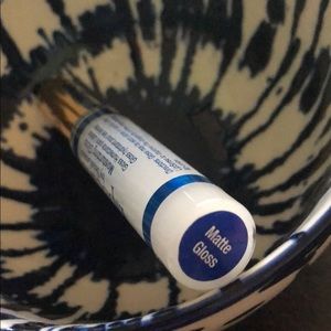 Matte gloss lipsense